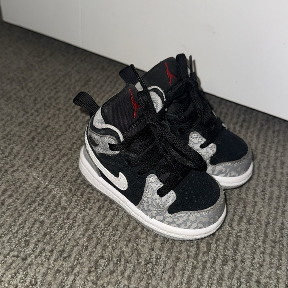 Black,Grey,White and Red Toddler Air Jordans - Picture 3 of 4